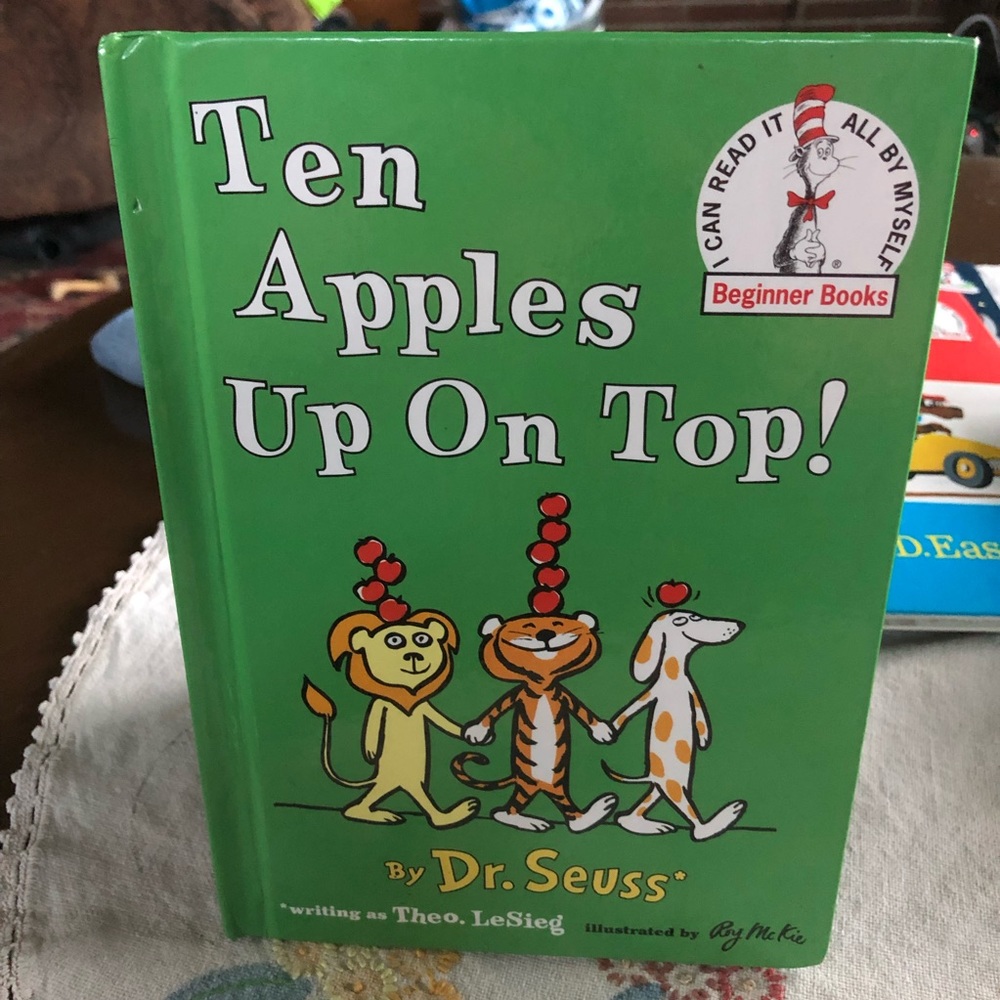 Dr Seuss "Ten Apples Up On Top" Early Moments printing 2010 - Picture 2 of 13